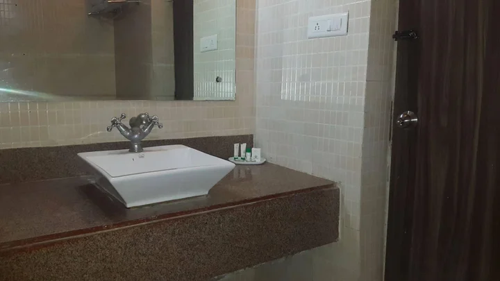 Катра: Hotel Asia Vaishno Devi