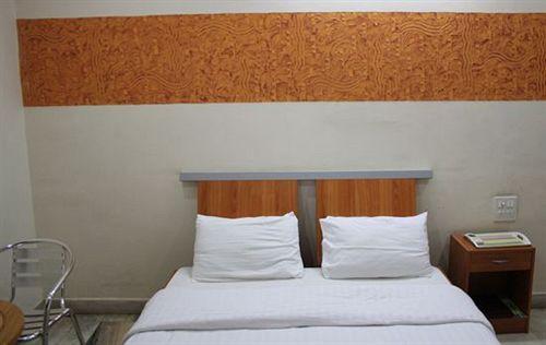 Висакхапатнам: Falcons Nest Service Apartment-Lawsons Bay