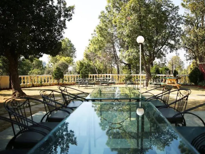 Сукха: WelcomHeritage Windsor Lodge