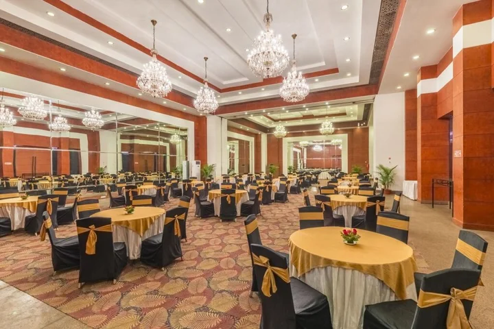 Бхубанешвар: The Hhi Bhubaneswar