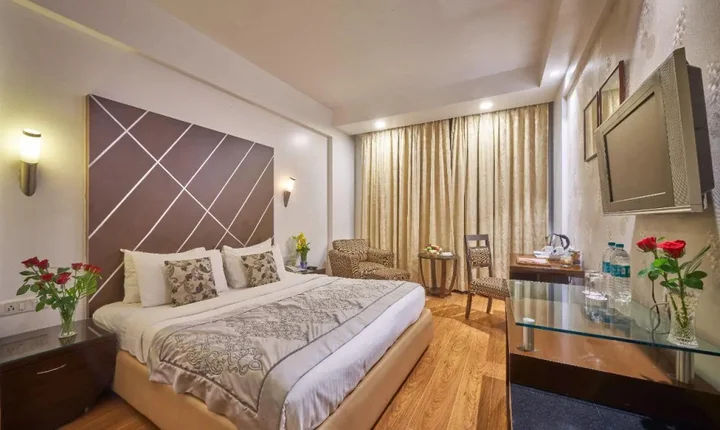 Бхубанешвар: The Hhi Bhubaneswar