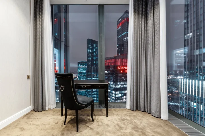 Москва: Апартаменты Neva Towers