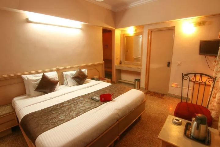 Мумбаи: Zo Rooms Goregaon Railway Station