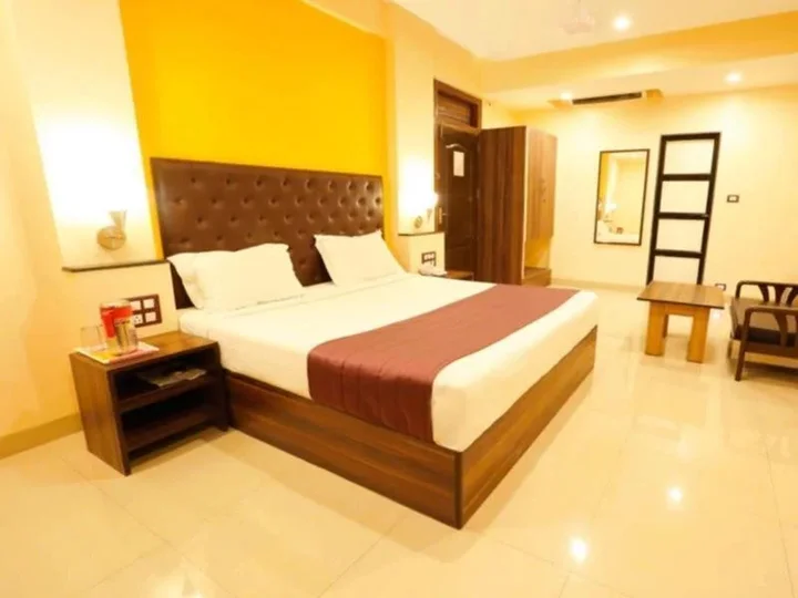 Пуна: ZO Span Shivaji Nagar-4th Floor