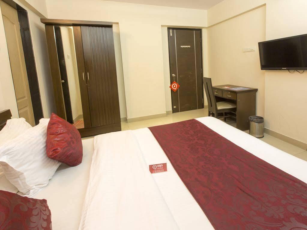 Мумбаи: OYO Apartments BKC Kalanagar