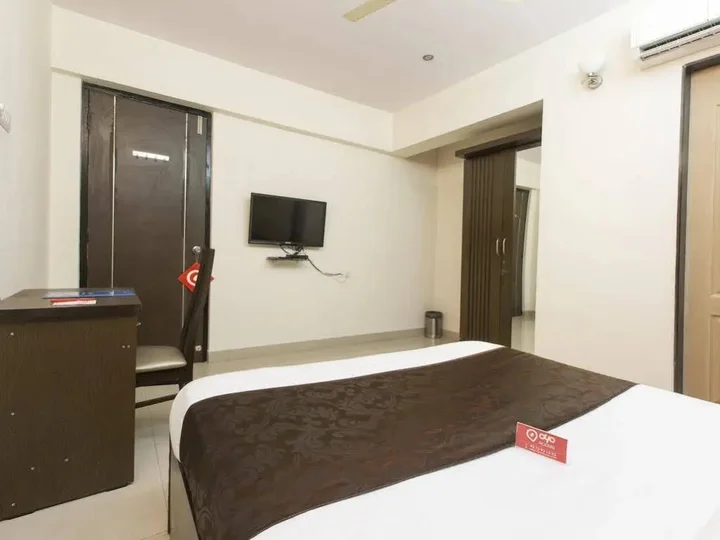 Мумбаи: OYO Apartments BKC Kalanagar
