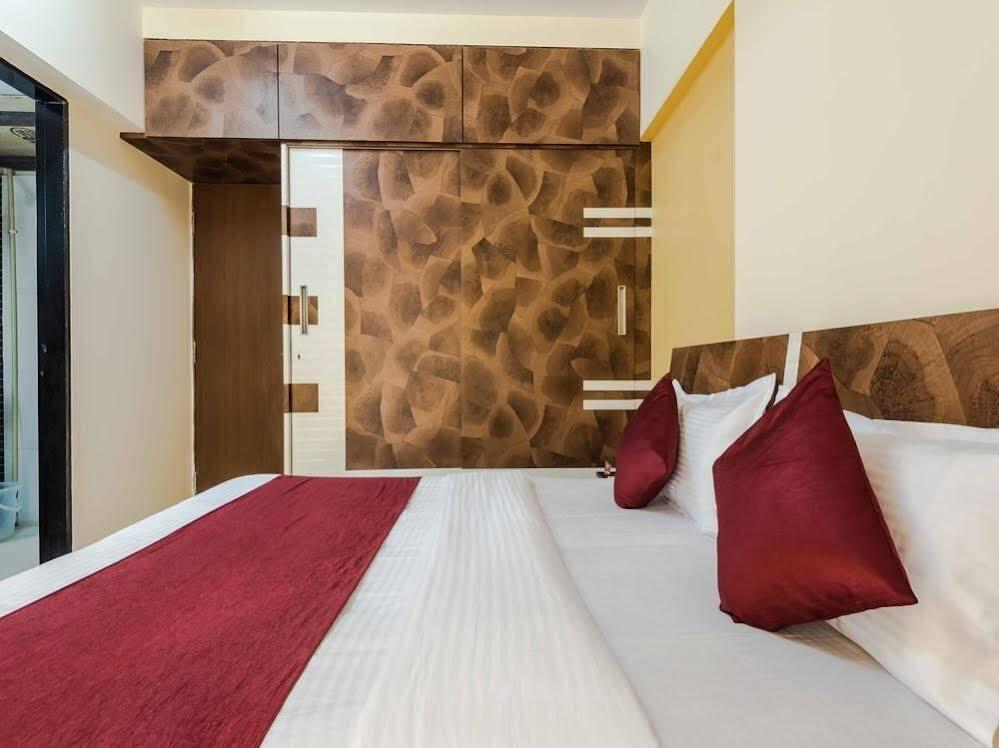 Мумбаи: OYO Apartments BKC Kalanagar