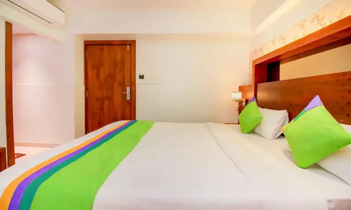 Нави-Мумбай: Hotel SriKrishna Paradise Thane Airoli
