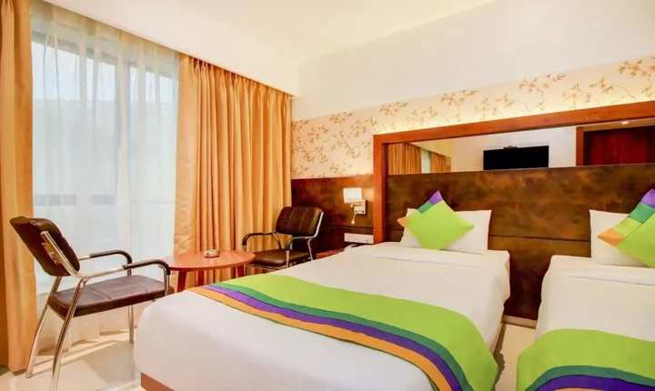 Нави-Мумбай: Hotel SriKrishna Paradise Thane Airoli