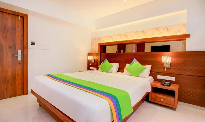 Нави-Мумбай: Hotel SriKrishna Paradise Thane Airoli