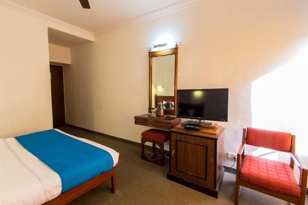 Мумбаи: Zo Rooms Juhu Beach