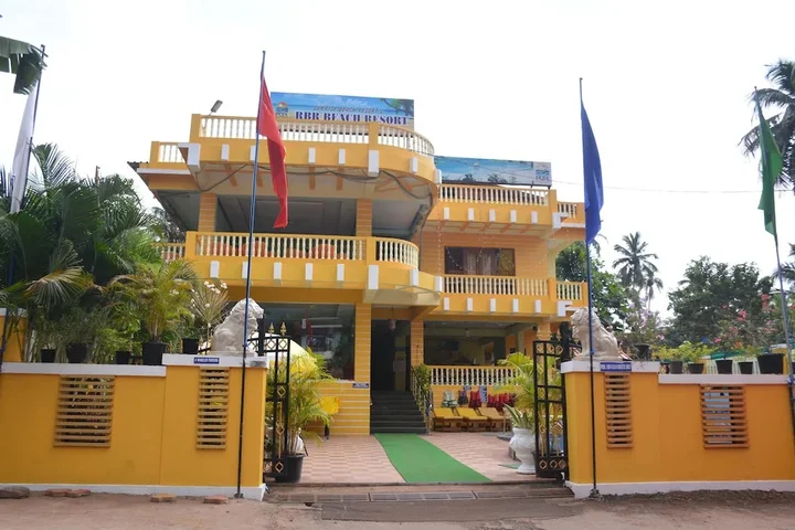 Калангут: RBR Beach Resort Calangute