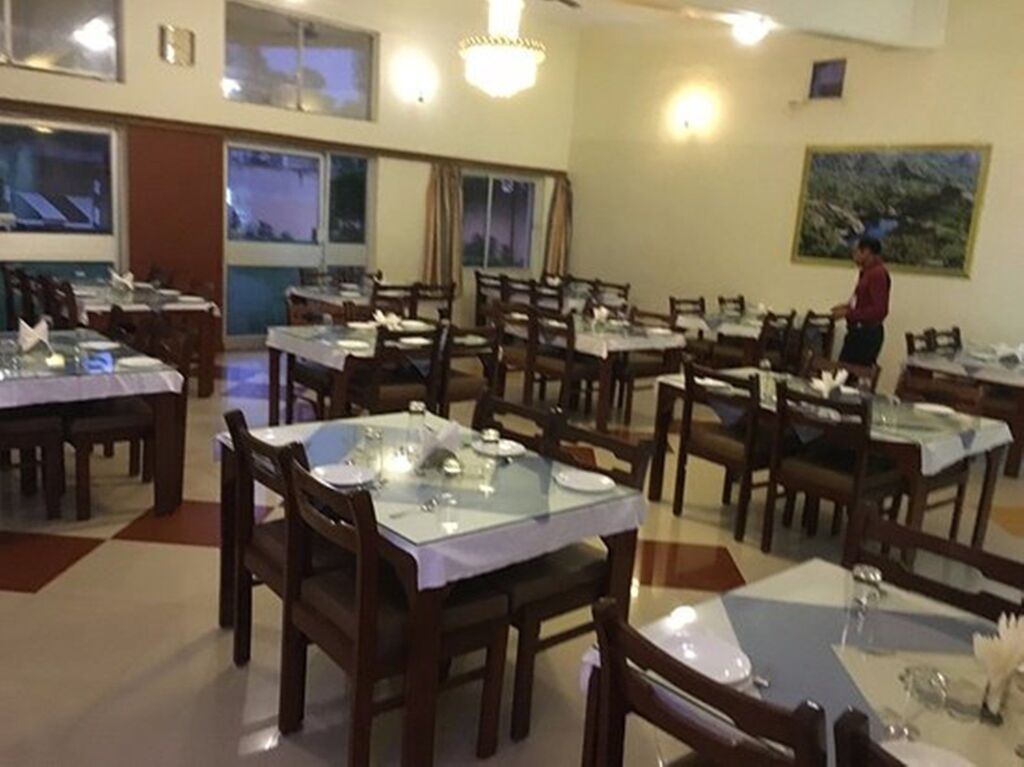Гора Абу: Hotel Sunset Inn Mount Abu with Swimming Pool