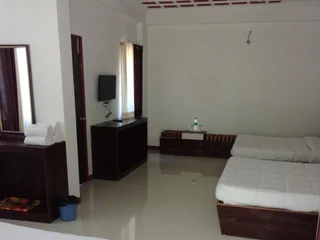 Гора Абу: Hotel Sunset Inn Mount Abu with Swimming Pool