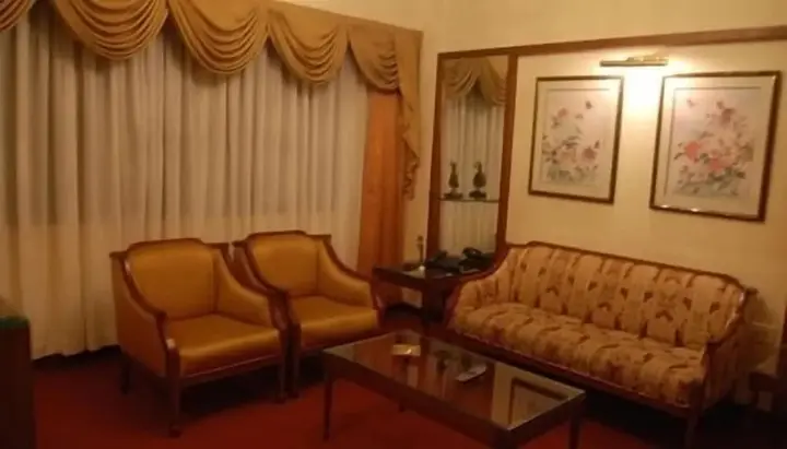 Мумбаи: Royal Inn