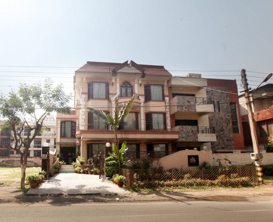 Гуруграм: OYO Rooms DLF City Park