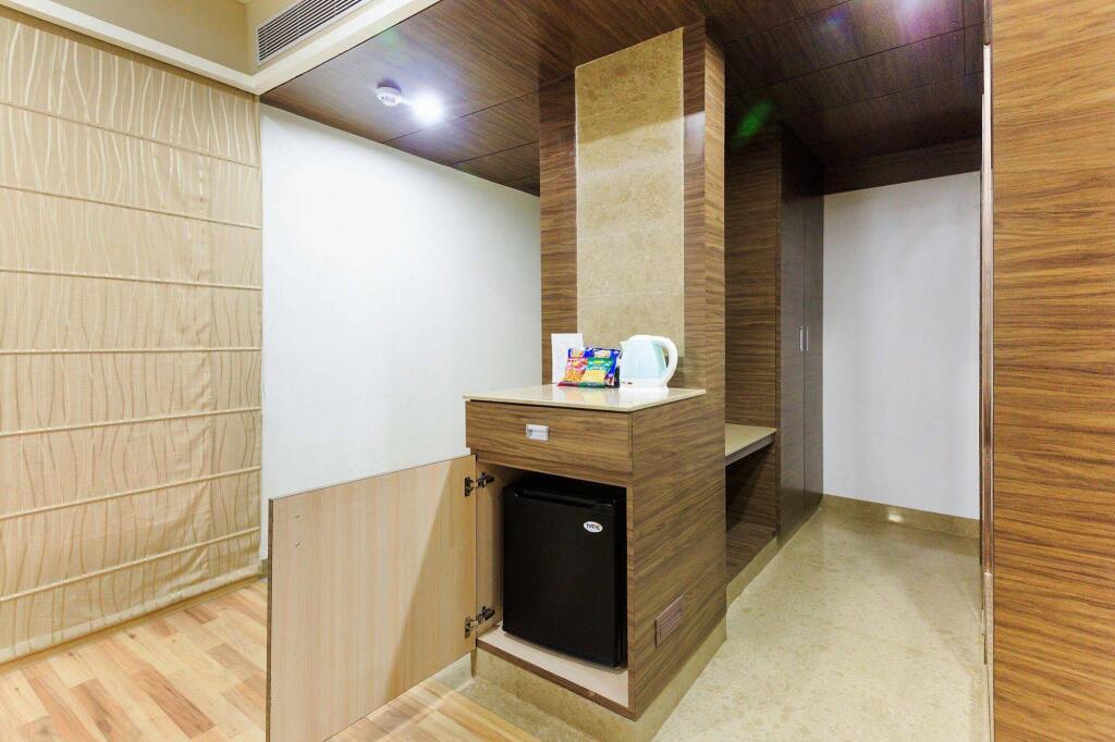 Zo Rooms Lakdi Ka Pul X Road — фото 1