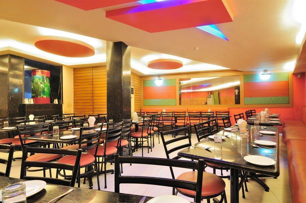 Агра: Zo Rooms Fatehabad Road