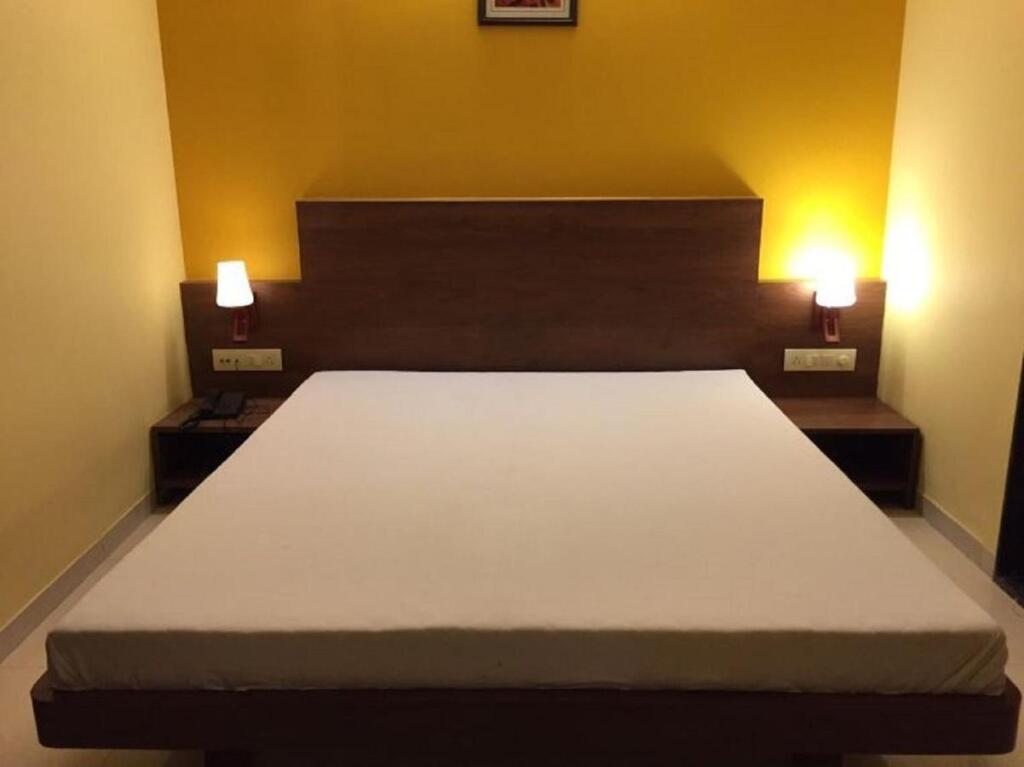 Сурат: Hotel RB Residency