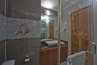 Манали: Vivaan The Sunrise Resort