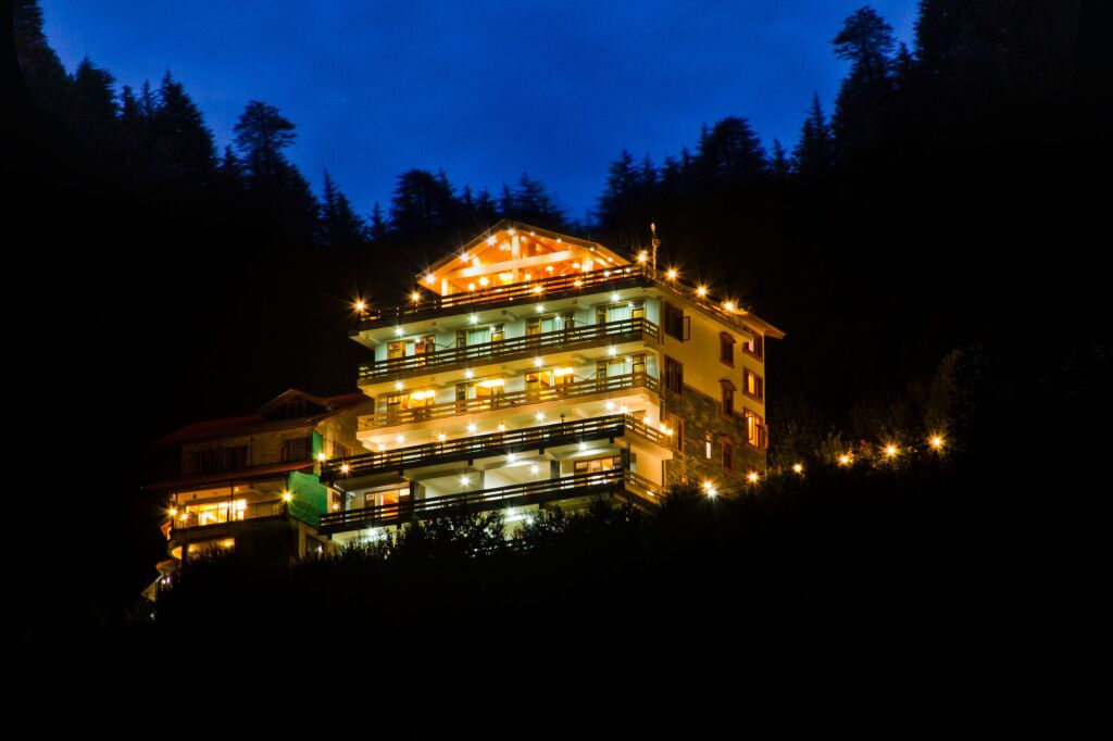 Манали: Vivaan The Sunrise Resort
