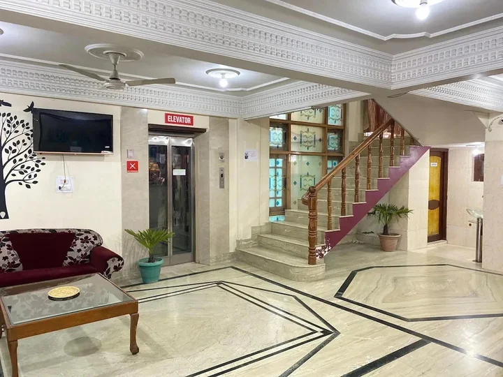 Шринагар: Hotel City plaza