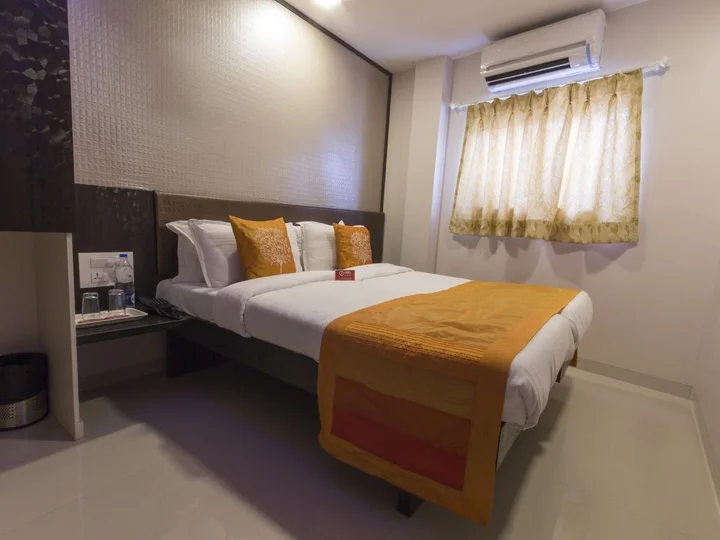 Мумбаи: OYO Rooms LBS Marg BKC