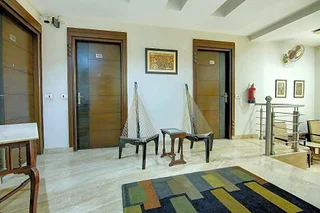 Гуруграм: FabHotel Royal Tulip Sushant Lok II
