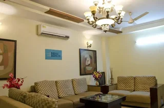 Нойда: Fabhotel Noida Sector 61