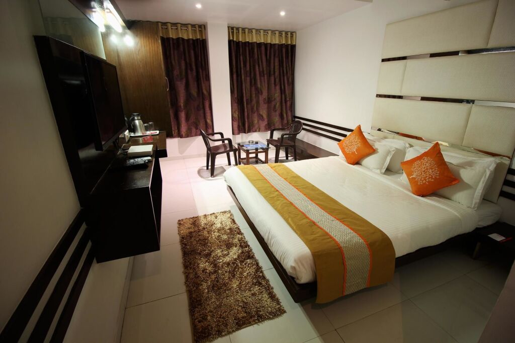 Ахмедабад: OYO Rooms Navrangpura