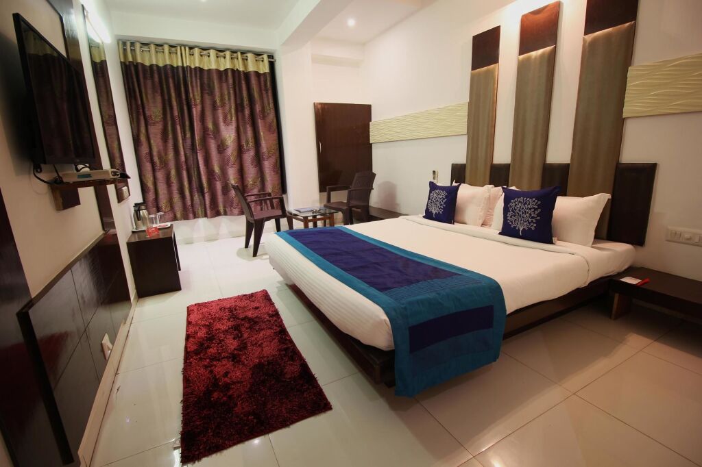 Ахмедабад: OYO Rooms Navrangpura
