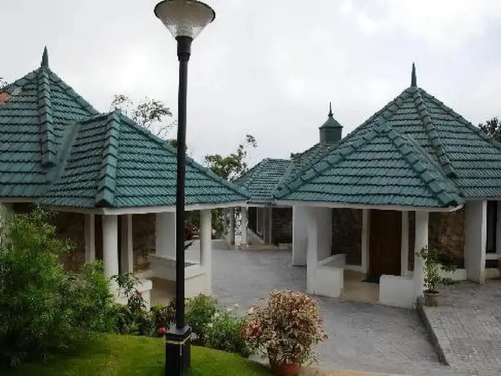 Понмуди: KTDC Golden Peak Ponmudi