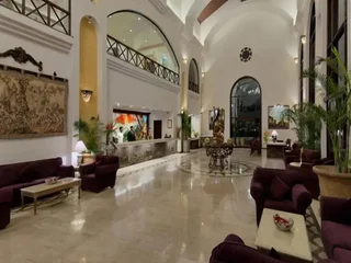 Бангалор: Golden Palms Hotel And Spa