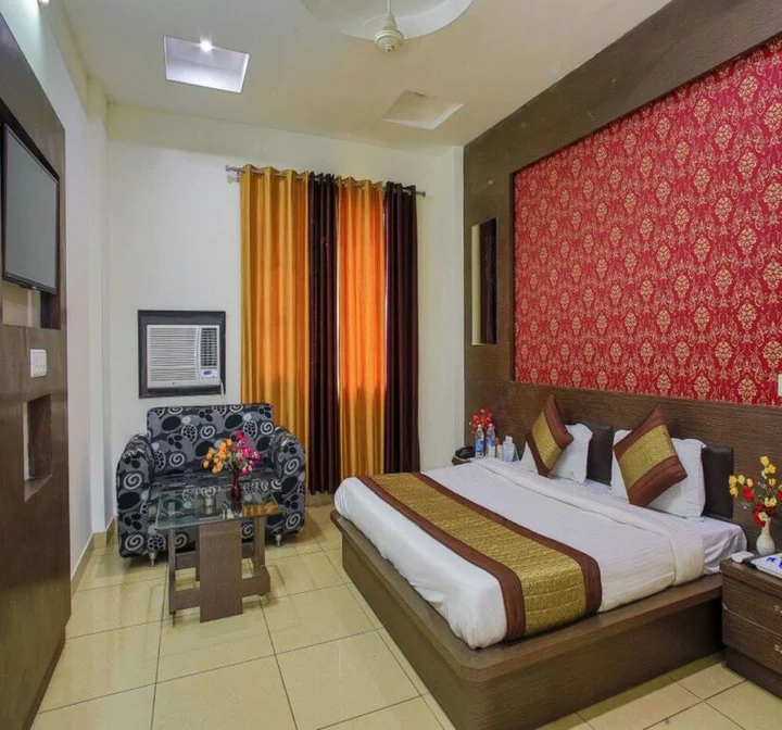 Катра: Hotel Maa Gayatri