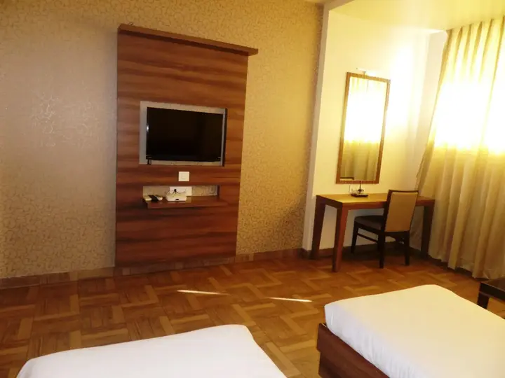 Киим: Hotel Rajvikas Residency