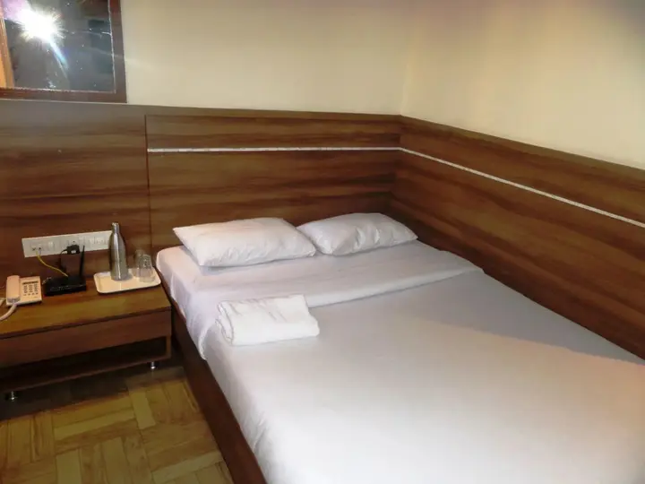 Киим: Hotel Rajvikas Residency