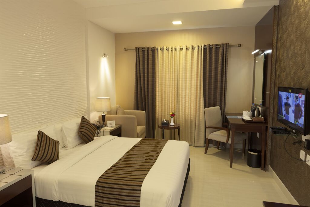 Эрамаллур: Abaam Hotel