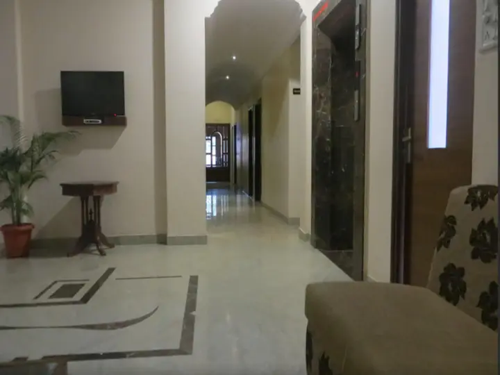 Hotel Sandhu Palace — фото 4