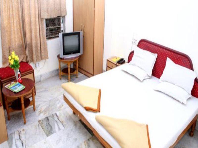 Hotel Neelam Palace — фото 1