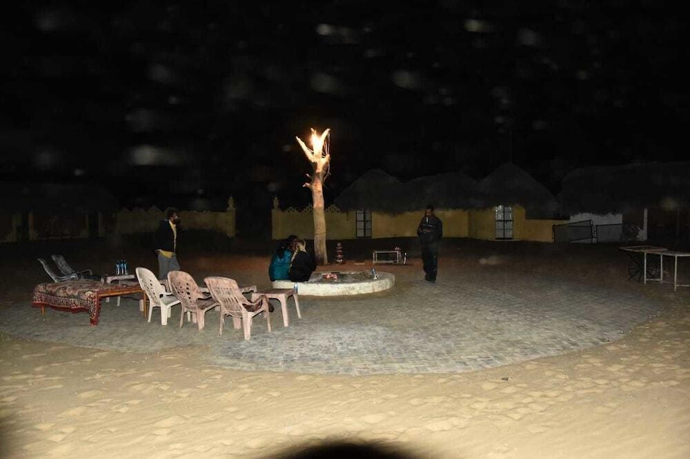 Джайсалмер: Aspirants Trishul Desert Resort