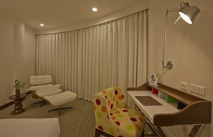 Вадодара: K10 Hotel