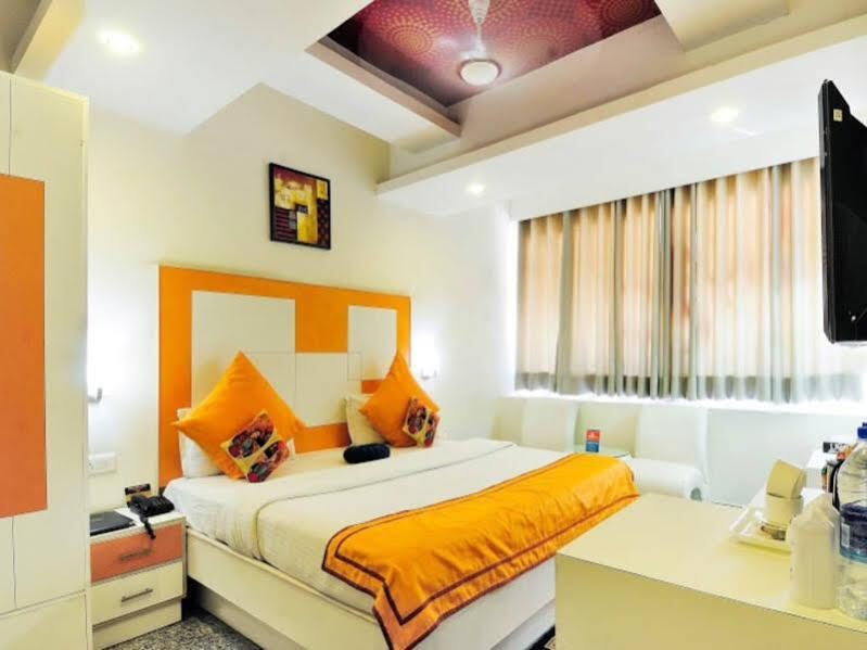 Чандигарх: Zo Rooms Sector 35C