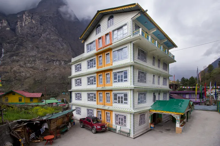 Лачунг: Jain Retreat and Resort Pvt Ltd, LACHUNG CONTINENTAL