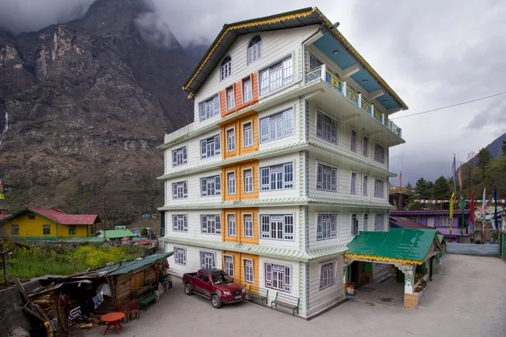 Лачунг: Jain Retreat and Resort Pvt Ltd, LACHUNG CONTINENTAL