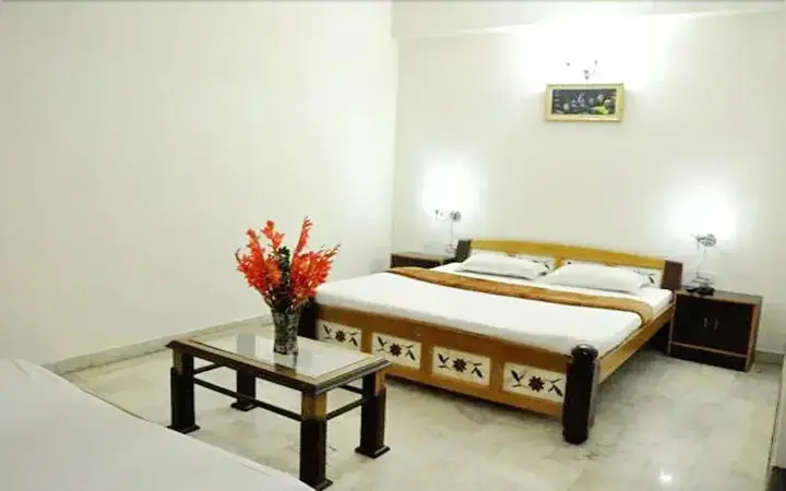 Агра: Hotel Dawat Palace