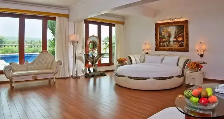 Арпора: White Pearl Suites