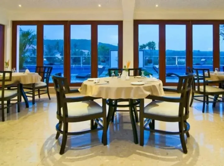 Арпора: White Pearl Suites