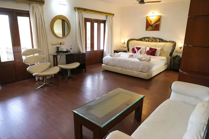 Арпора: White Pearl Suites