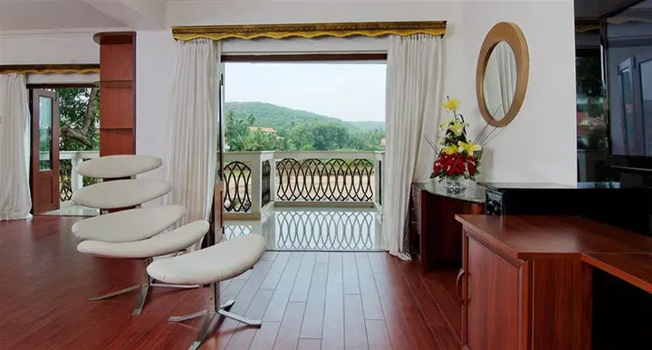 Арпора: White Pearl Suites