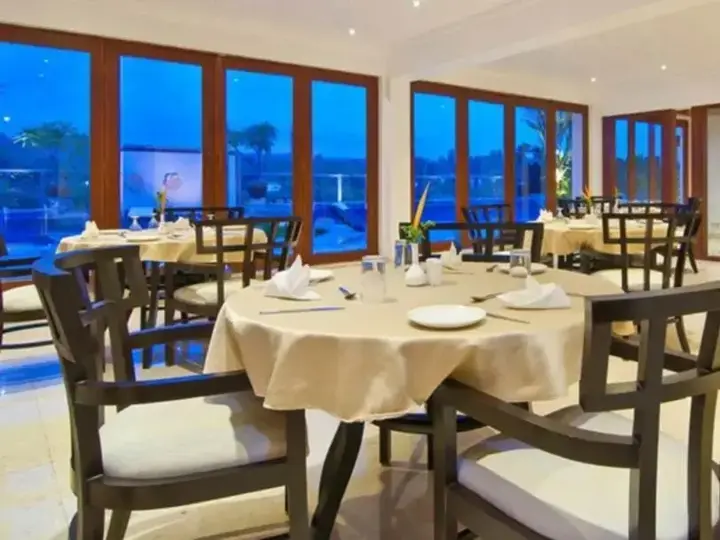 Арпора: White Pearl Suites